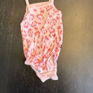 Kyte BABY Sakura Leopard